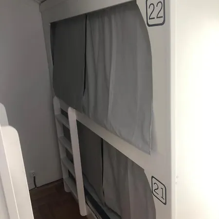 De Leite Hostel Lisbon